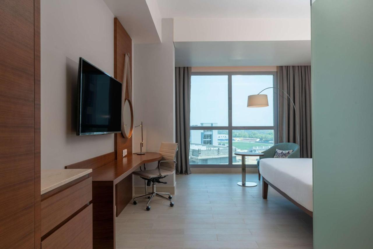 Radisson Blu Hotel, Djoeba Buitenkant foto