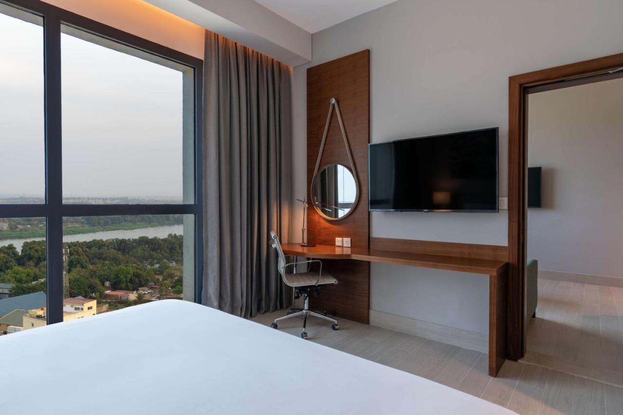 Radisson Blu Hotel, Djoeba Buitenkant foto
