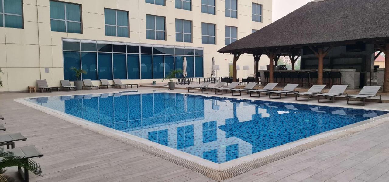 Radisson Blu Hotel, Djoeba Buitenkant foto